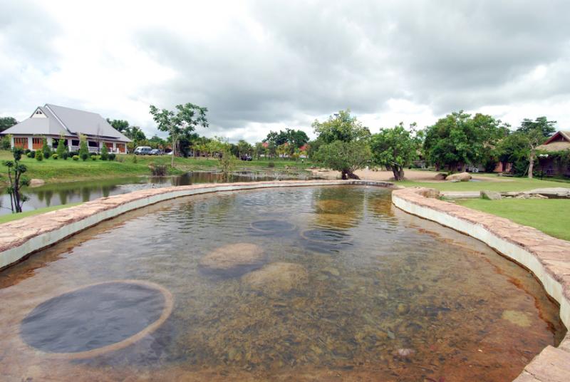 Phra Ruang Hot Spring